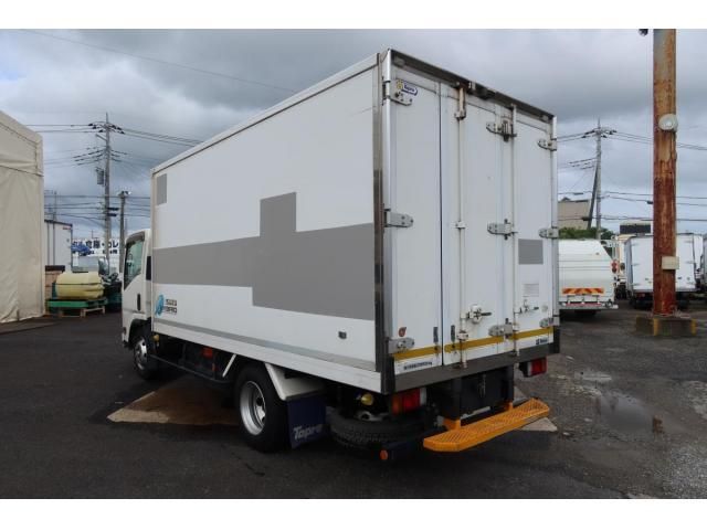 ISUZU ELF 2017 Image 31