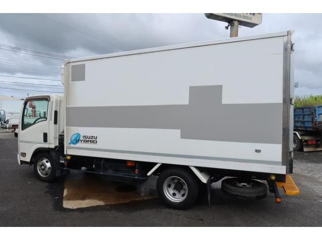 ISUZU ELF 2017 Image 31