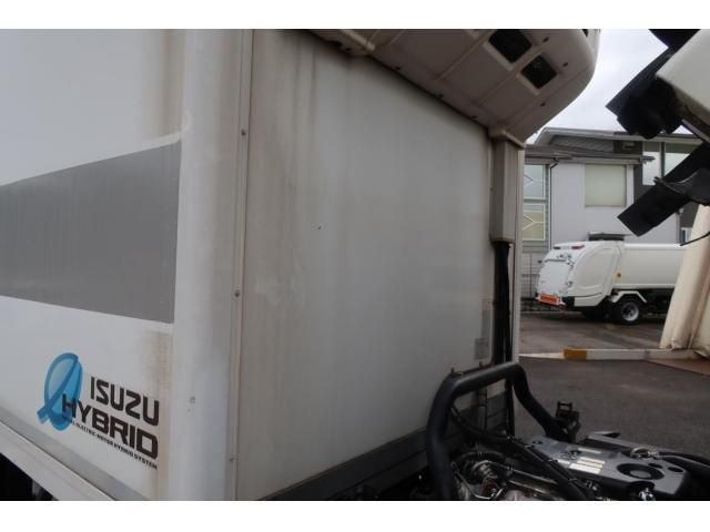 ISUZU ELF 2017 Image 31