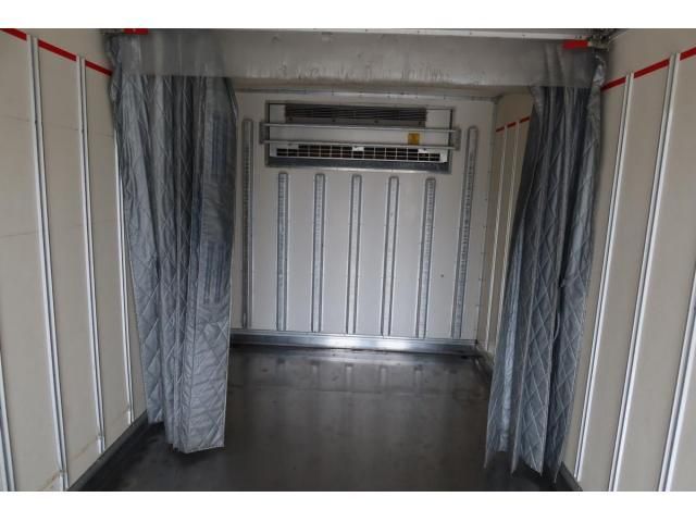 ISUZU ELF 2017 Image 31