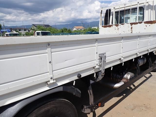 MITSUBISHI FUSOU FIGHTER 2015 Image 31