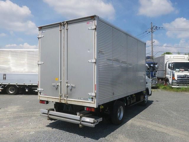 MITSUBISHI CANTER 2016 Image 31