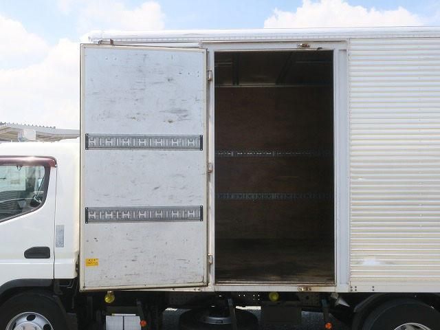 MITSUBISHI CANTER 2016 Image 31