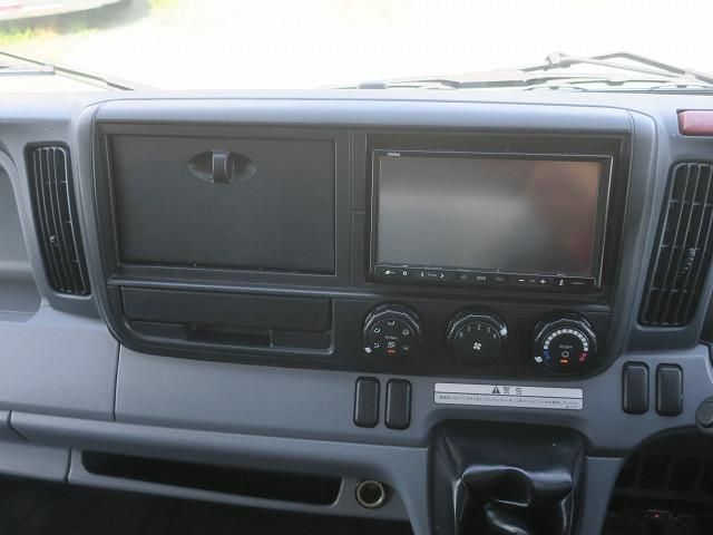 MITSUBISHI CANTER 2016 Image 31