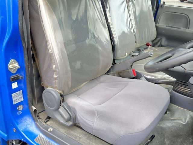 ISUZU ELF 2015 Image 31