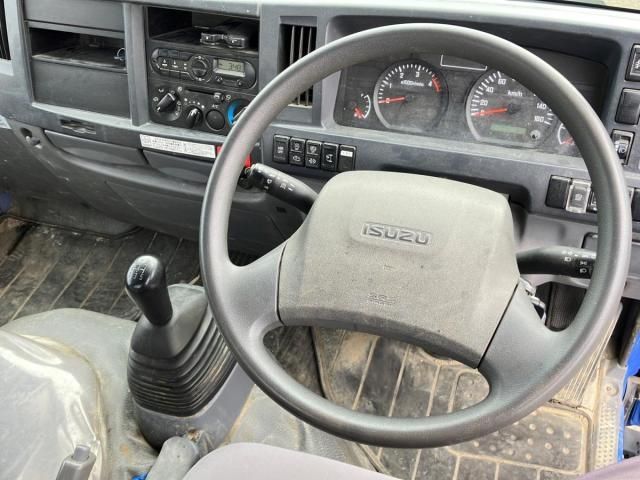 ISUZU ELF 2015 Image 31