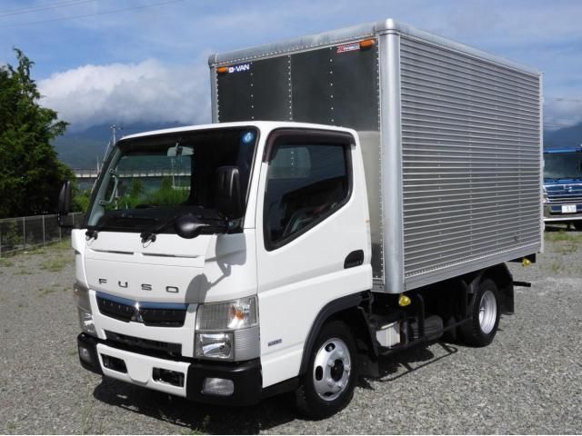 MITSUBISHI CANTER 2017 Image 31
