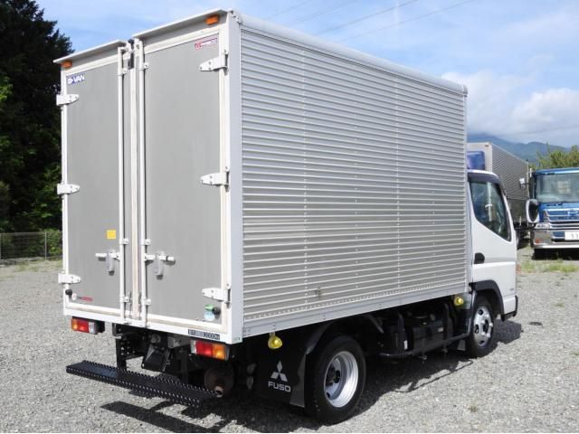 MITSUBISHI CANTER 2017 Image 31