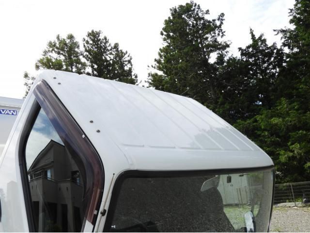 MITSUBISHI CANTER 2017 Image 31