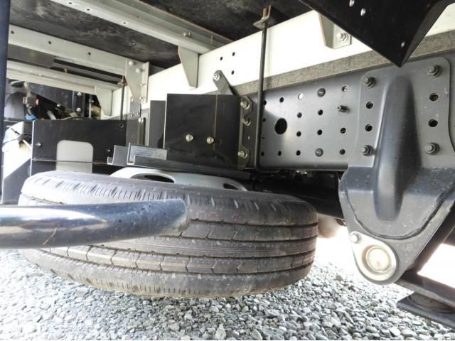 MITSUBISHI CANTER 2017 Image 31