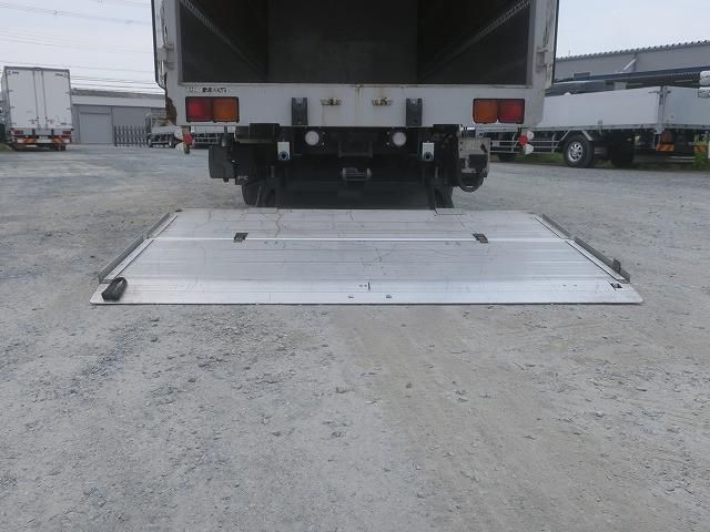 ISUZU FORWARD 2018 Image 31