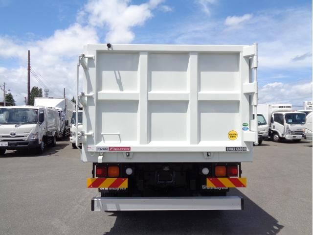 MITSUBISHI FUSOU FIGHTER 2024 Image 31