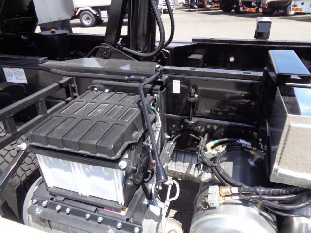 MITSUBISHI FUSOU FIGHTER 2024 Image 31