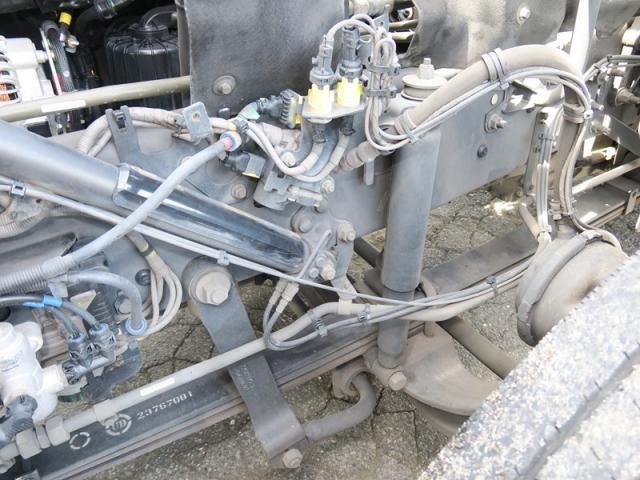 NISSAN DIESEL QUON 2021 Image 31