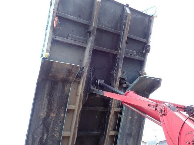 MITSUBISHI FUSOU SUPER GREAT 2015 Image 31