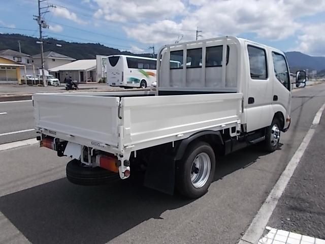 HINO DUTRO 2019 Image 31
