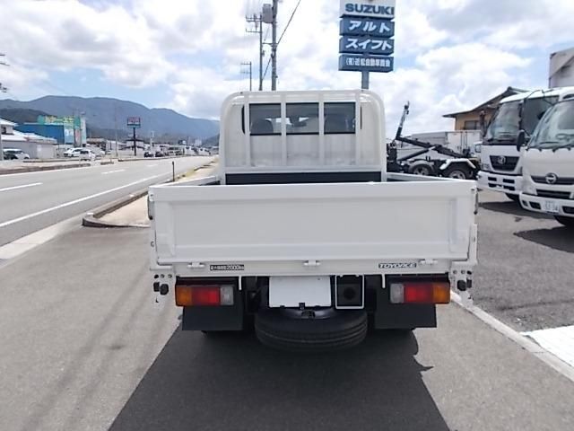 HINO DUTRO 2019 Image 31