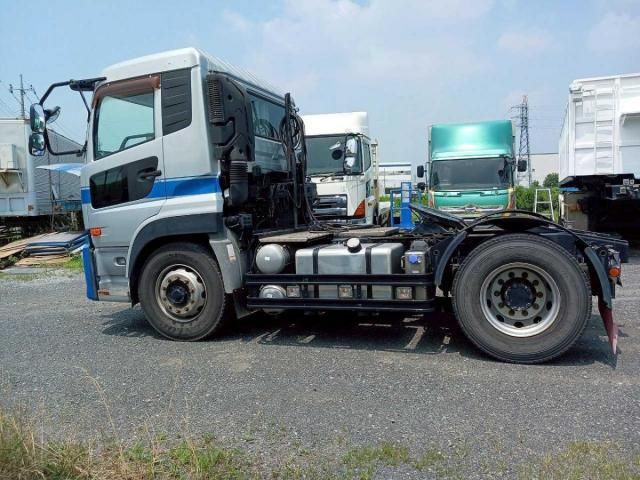 NISSAN DIESEL QUON 2011 Image 31