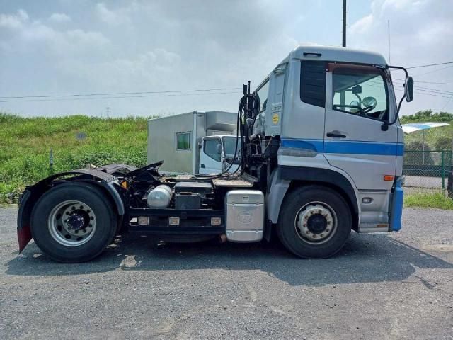 NISSAN DIESEL QUON 2011 Image 31