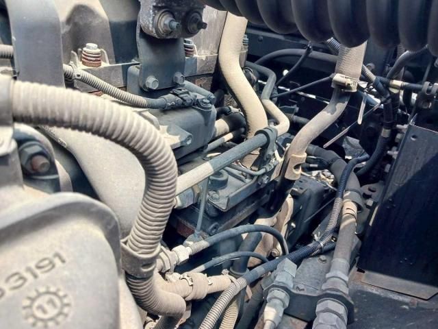 NISSAN DIESEL QUON 2011 Image 31