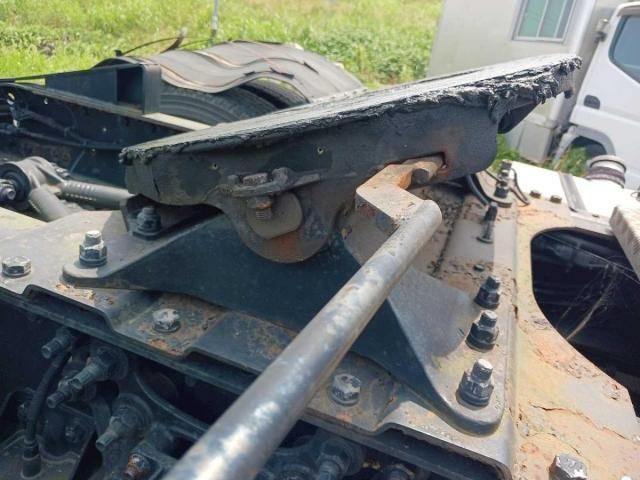 NISSAN DIESEL QUON 2011 Image 31