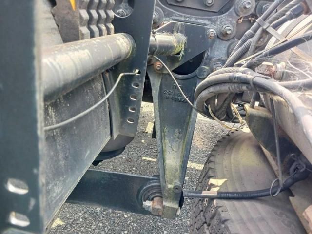 NISSAN DIESEL QUON 2011 Image 31