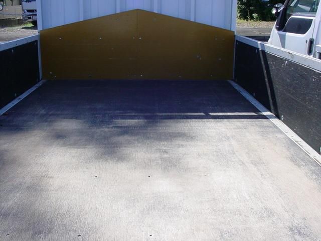 MITSUBISHI CANTER GUTS 2011 Image 31