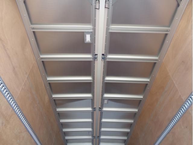 ISUZU FORWARD 2023 Image 31