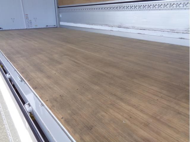 ISUZU FORWARD 2023 Image 31