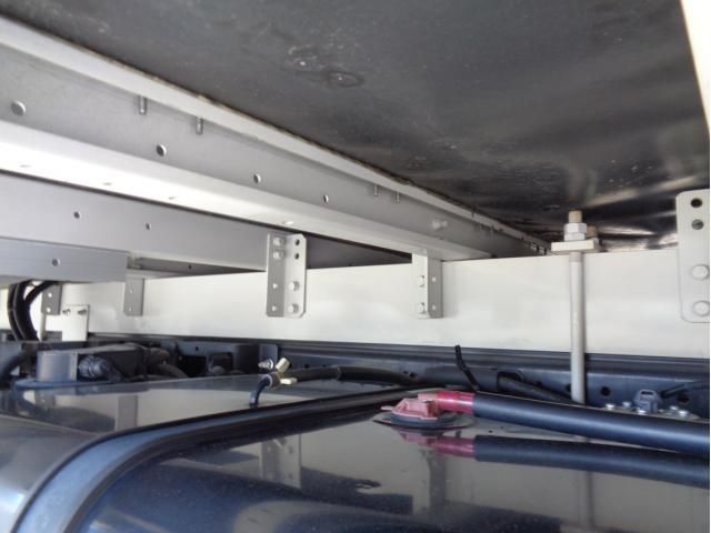 ISUZU FORWARD 2023 Image 31