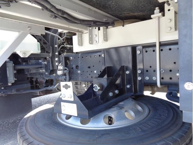 ISUZU FORWARD 2023 Image 31