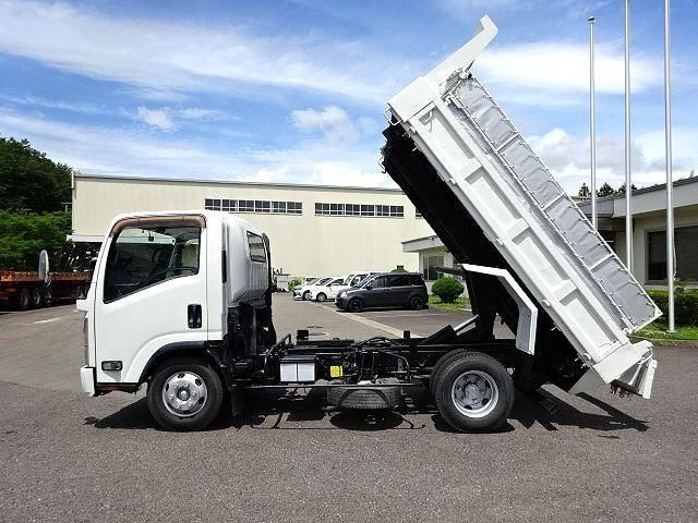 ISUZU ELF 2013 Image 31