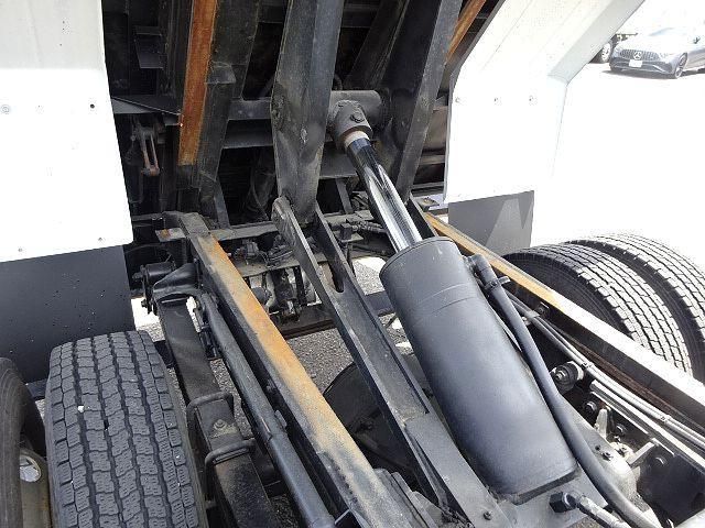 ISUZU ELF 2013 Image 31