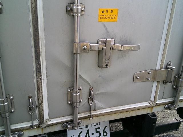 MITSUBISHI CANTER 2014 Image 31