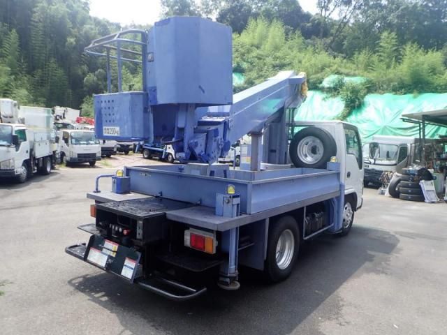 ISUZU ELF 2006 Image 31