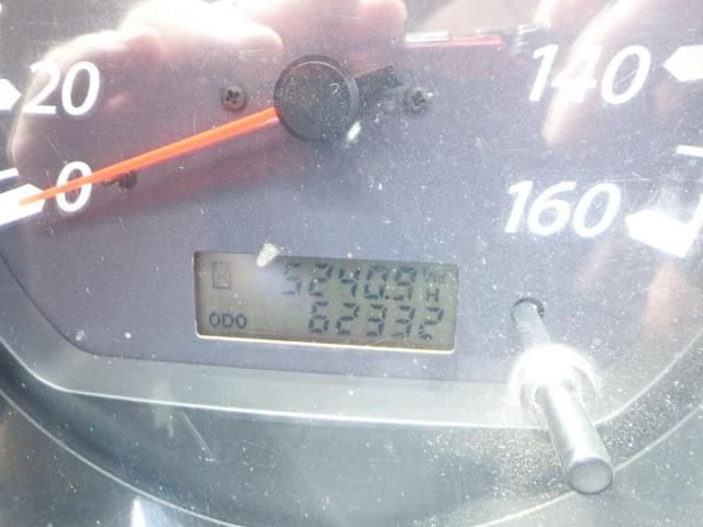 ISUZU ELF 2006 Image 31