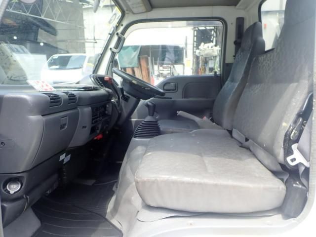 ISUZU ELF 2006 Image 31