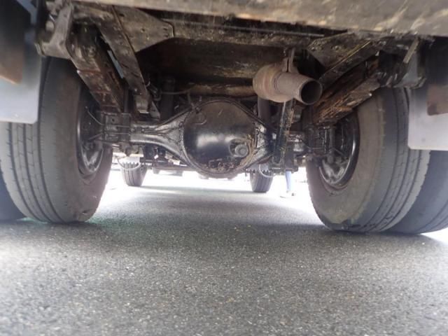 ISUZU ELF 2006 Image 31