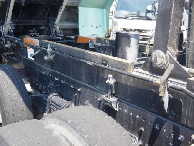 HINO PROFIA 2017 Image 31