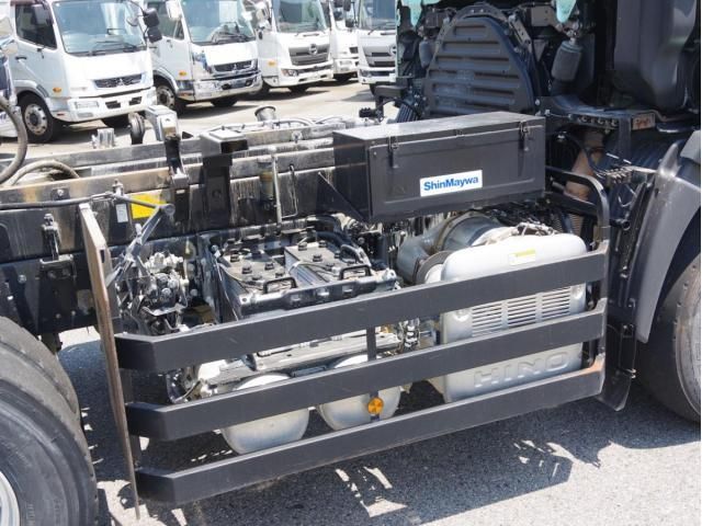 HINO PROFIA 2017 Image 31