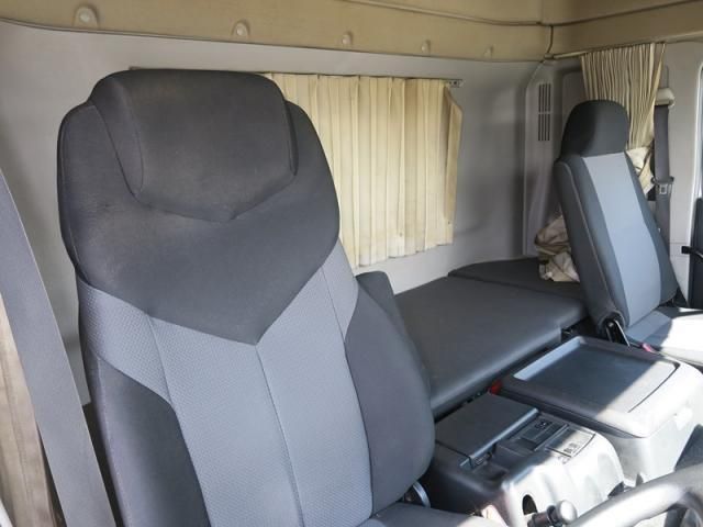 HINO PROFIA 2017 Image 31