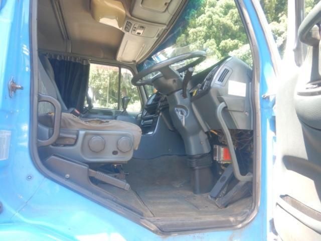 NISSAN DIESEL BIGTHUMB 2004 Image 31