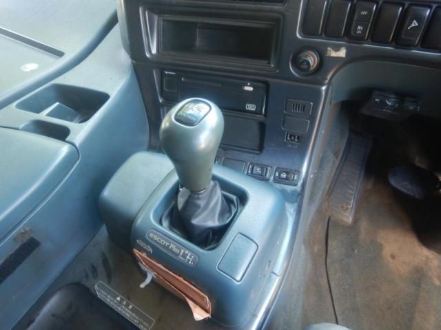 NISSAN DIESEL BIGTHUMB 2004 Image 31