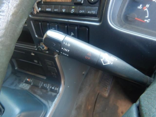 NISSAN DIESEL BIGTHUMB 2004 Image 31