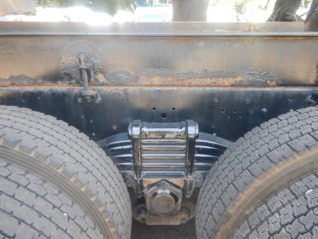 NISSAN DIESEL BIGTHUMB 2004 Image 31