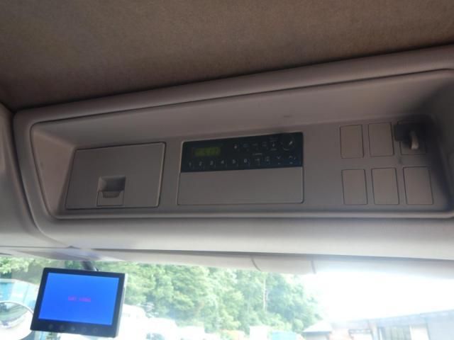 HINO PROFIA 2000 Image 31