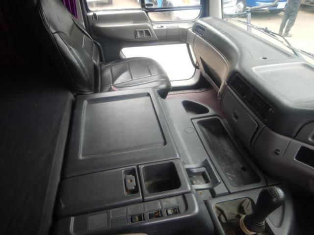 HINO PROFIA 2000 Image 31