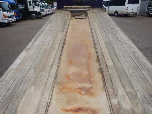 HINO PROFIA 2000 Image 31