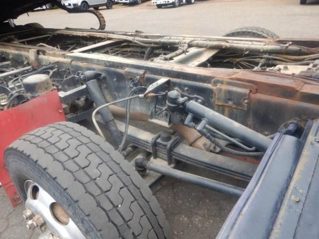 HINO PROFIA 2000 Image 31