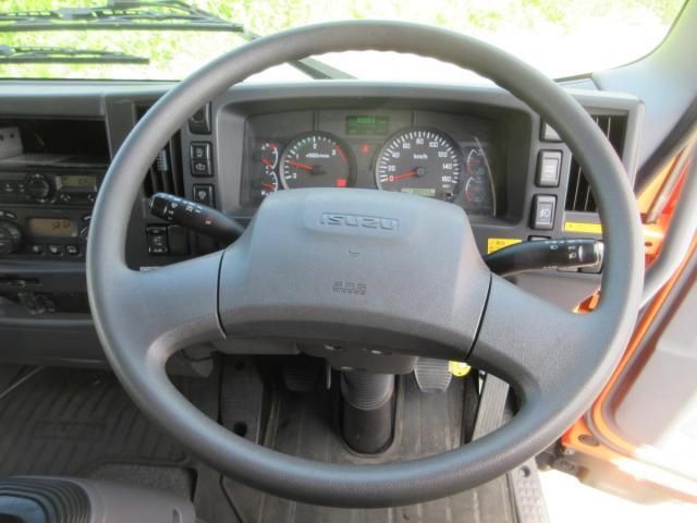 ISUZU FORWARD 2015 Image 31